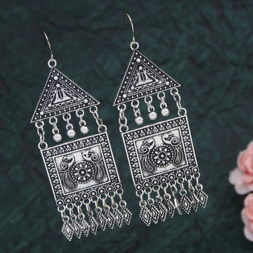 Antique Gold plated Triangle & Square Shaped Design Artwork with Charm Fashion Earring