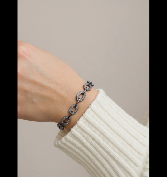 Crystal With Gun Metal Plated Chain Link Fishnet Bracelet-BR 1016