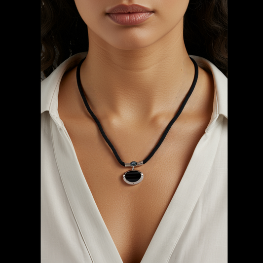 Black Oval Pendent Western Necklace