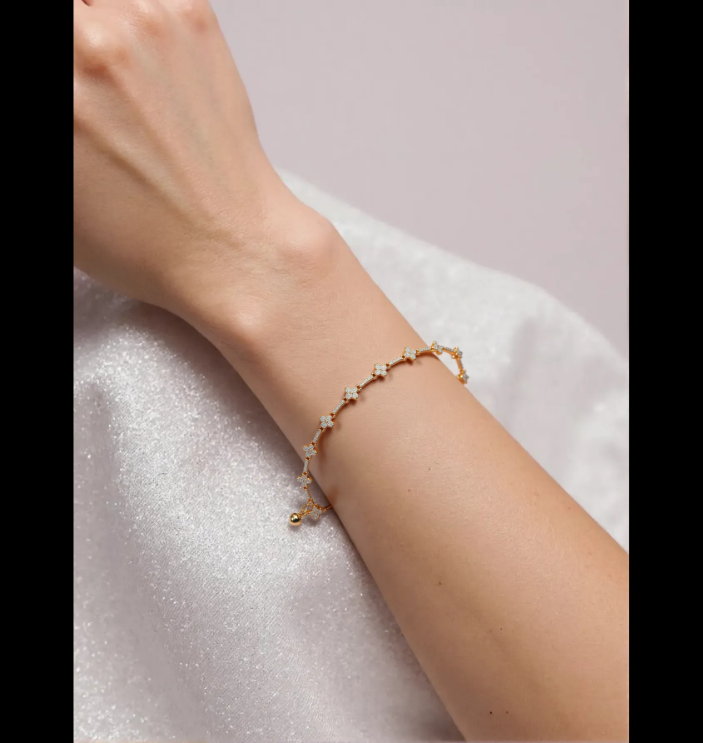 Korean Gold /Silver /Rosegold Plated Clover Design CZ Adjustable Bracelet