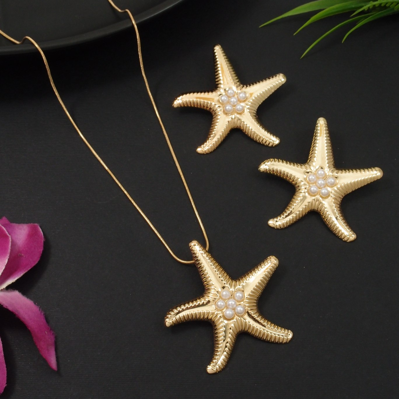 Western Necklace Set