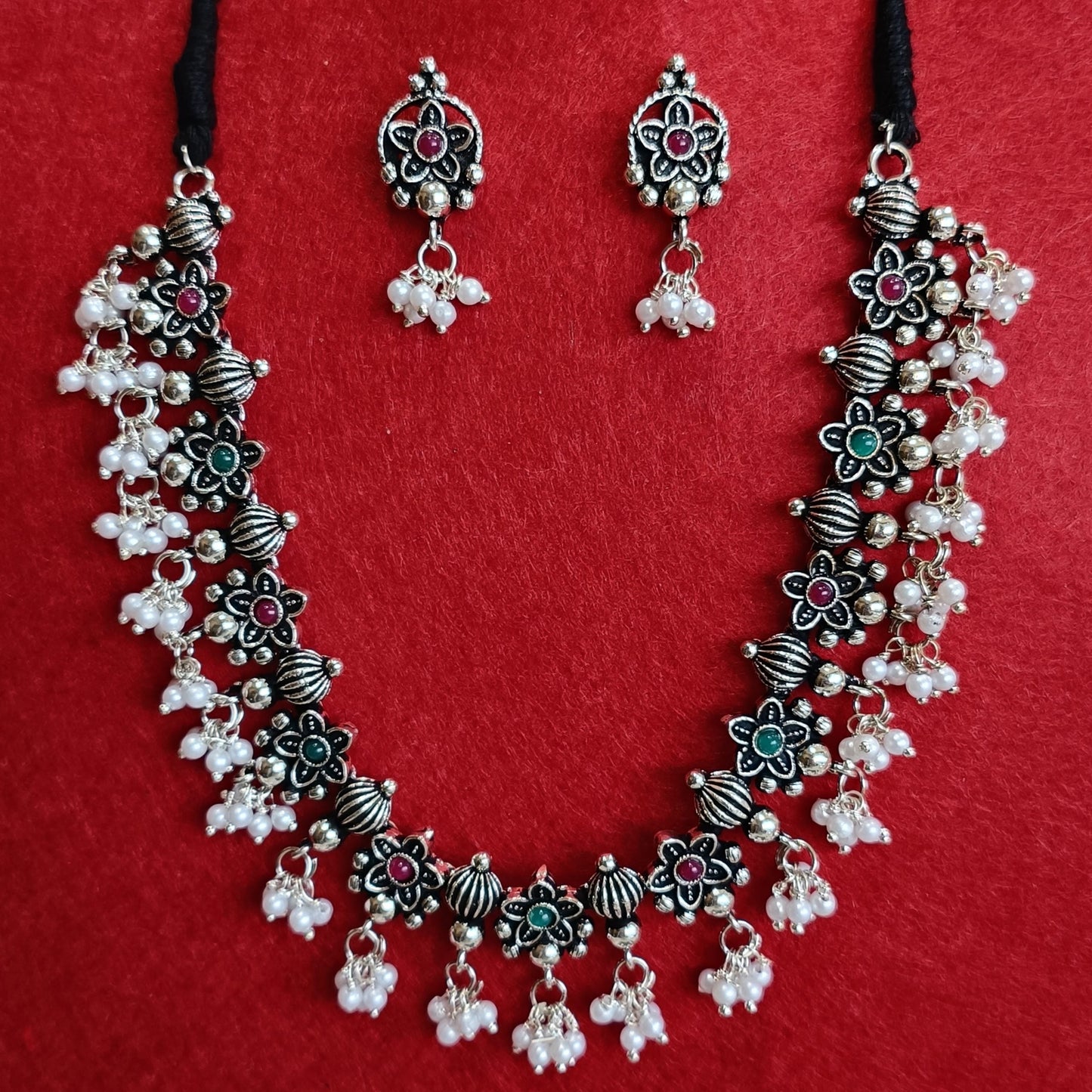 Silver Oxidised Plated Flower Design Kundan Studded Pearl Trendy Choker Necklace Set- OXDNK 2322
