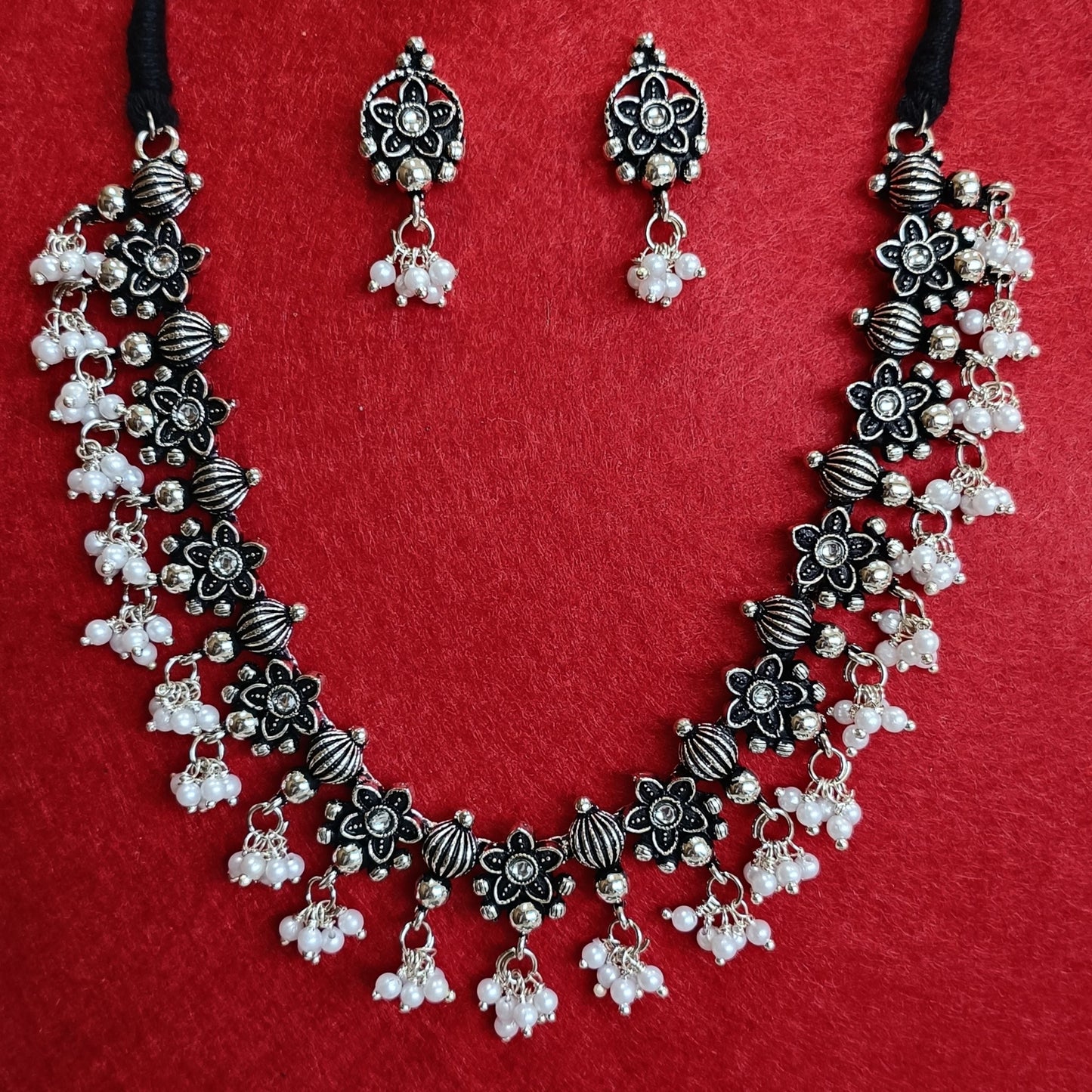 Silver Oxidised Plated Flower Design Kundan Studded Pearl Trendy Choker Necklace Set- OXDNK 2322