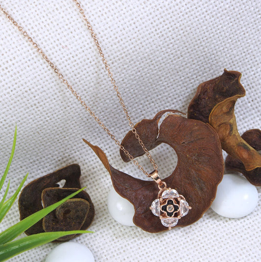 Stainless Steel Gold/Rosegold Plated Clover Spinning Pendent Necklace