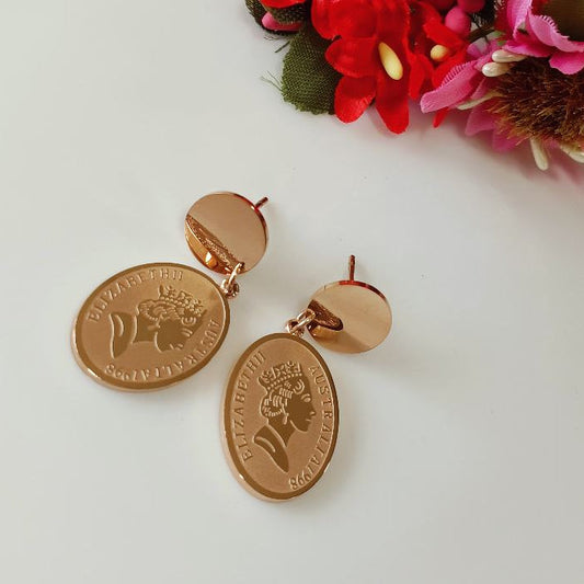 Stainless Steel Silver/Rosegold/Gold Plated Queen Elizabeth Portrait Earring