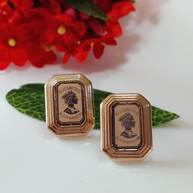 Stainless Steel Silver/Rosegold Plated Queen Elizabeth Portrait Earring